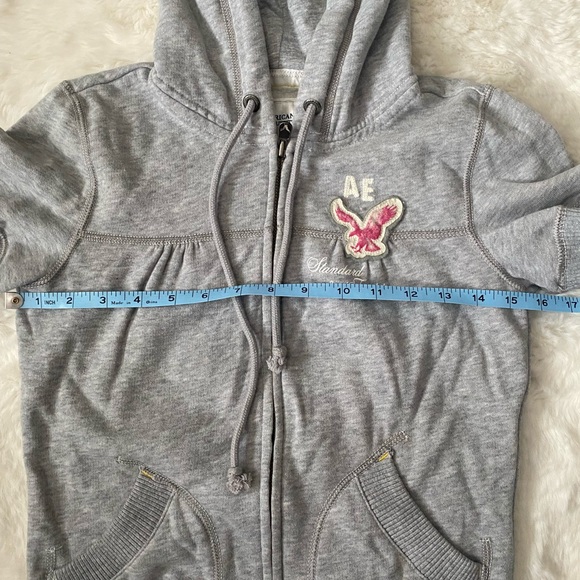 American Eagle Short Sleeve Eagle Fleece Hooded Sweatshirt - Picture 11 of 11